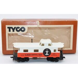 VTG TYCO HO scale ILLINOIS CENTRAL GULF CABOOSE w/ Box